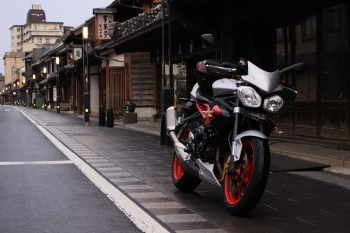 triumph_s3_06.JPG