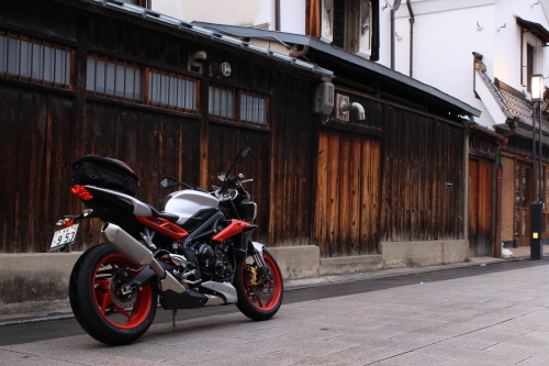 triumph_s3_14.JPG