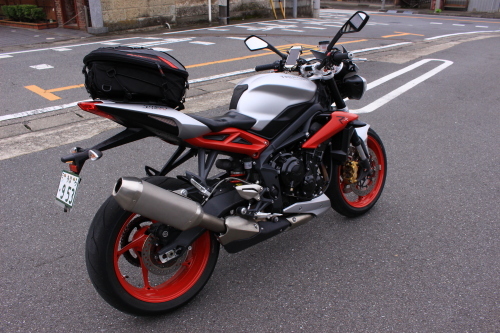 triumph_s3_36.JPG