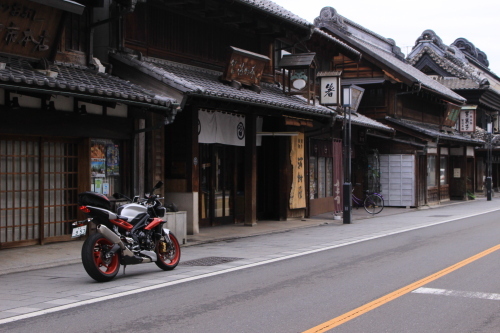 triumph_s3_68.JPG