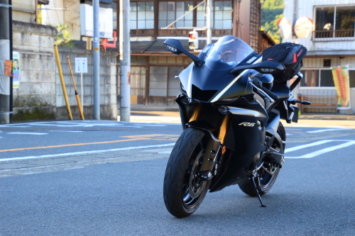 yzfr6_8_32.JPG