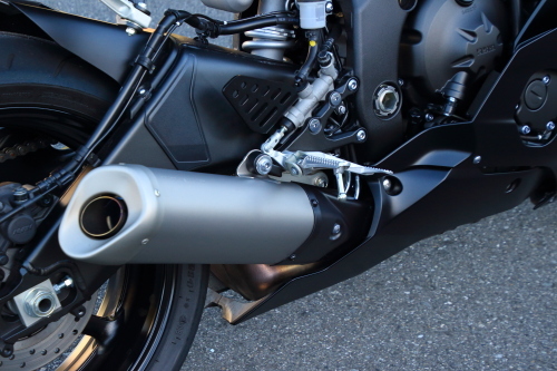 yzfr6_8_34.JPG