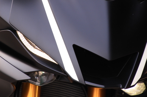 yzfr6_8_56.JPG