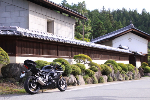 yzfr6_8_61.JPG